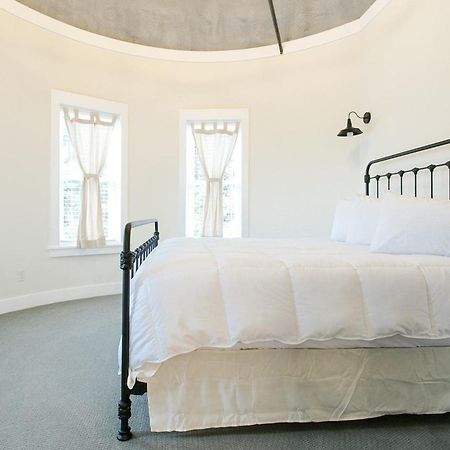 Farmhouse Suites By Amish Country Lodging Millersburg Εξωτερικό φωτογραφία