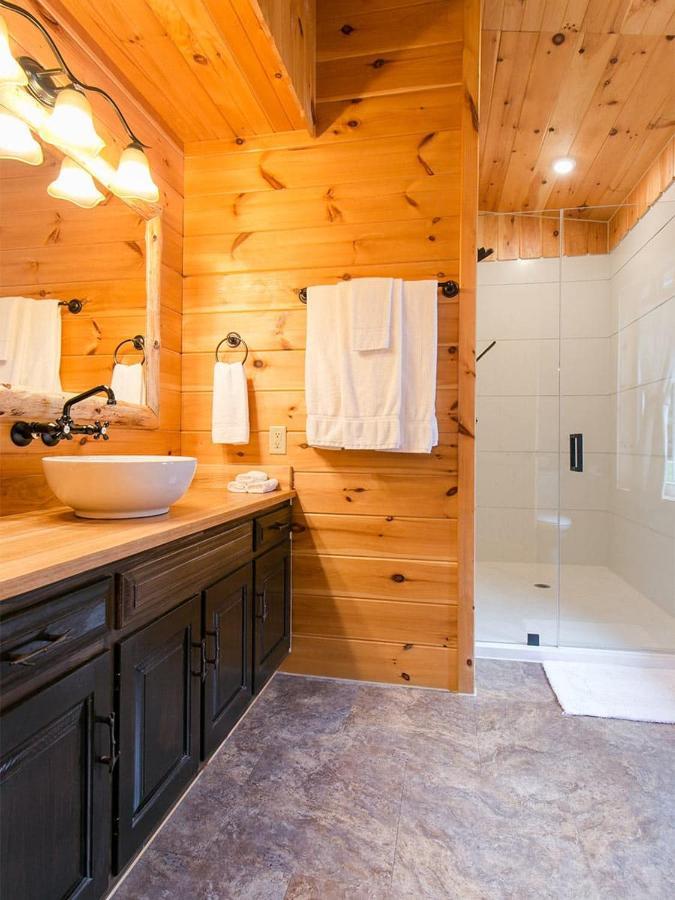 Farmhouse Suites By Amish Country Lodging Millersburg Εξωτερικό φωτογραφία
