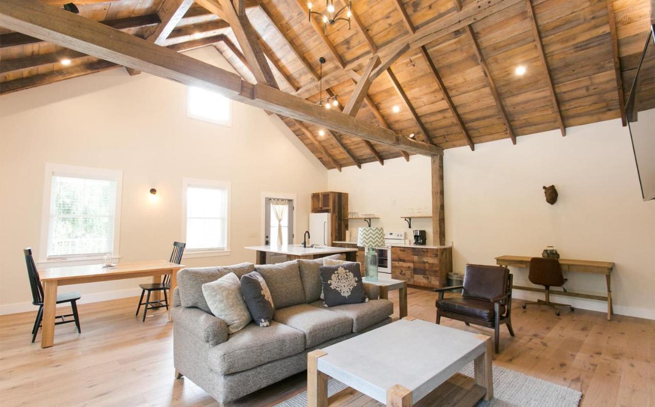 Farmhouse Suites By Amish Country Lodging Millersburg Εξωτερικό φωτογραφία