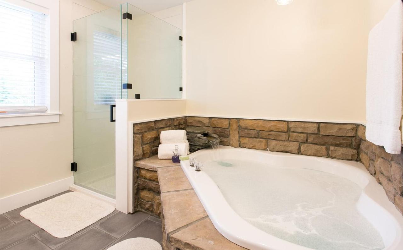 Farmhouse Suites By Amish Country Lodging Millersburg Εξωτερικό φωτογραφία